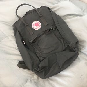17’ Kanken Backpack!!
